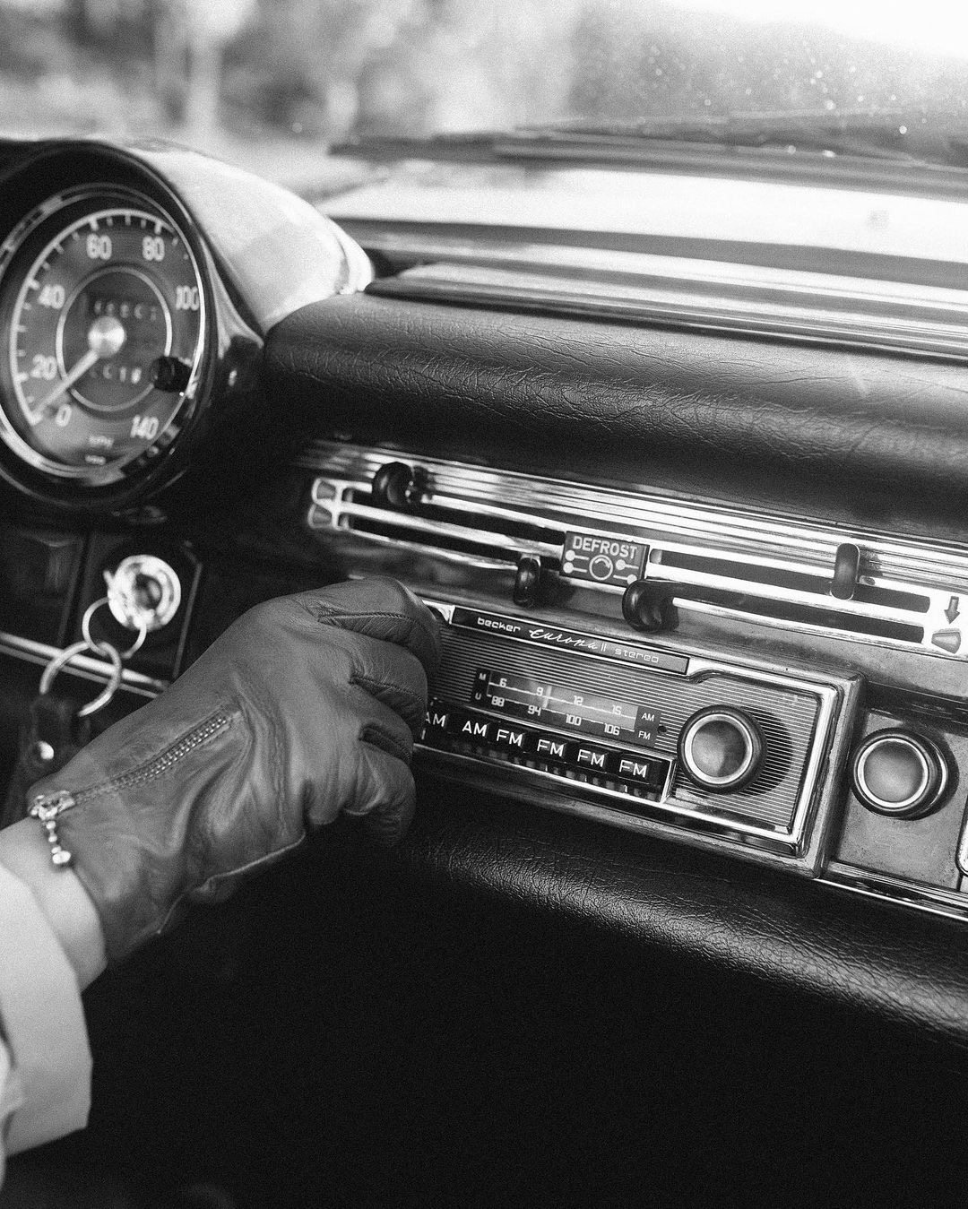 Classic_Glove