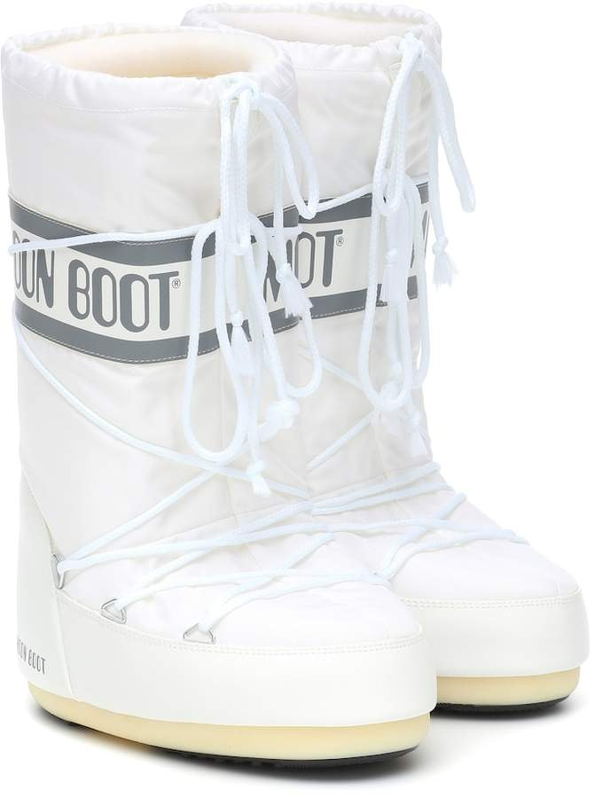 moon boots guess